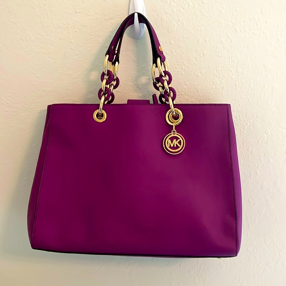 Michael Kors Cynthia Saffiano Leather Satchel handbag in purple